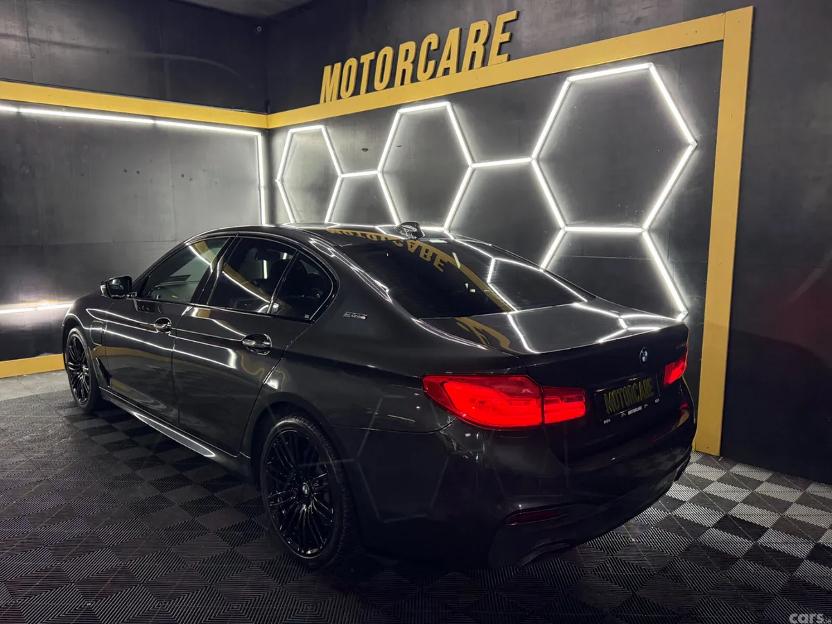 BMW 5-Series Saloon, Petrol Plug-in Hybrid, 2017, Grey
