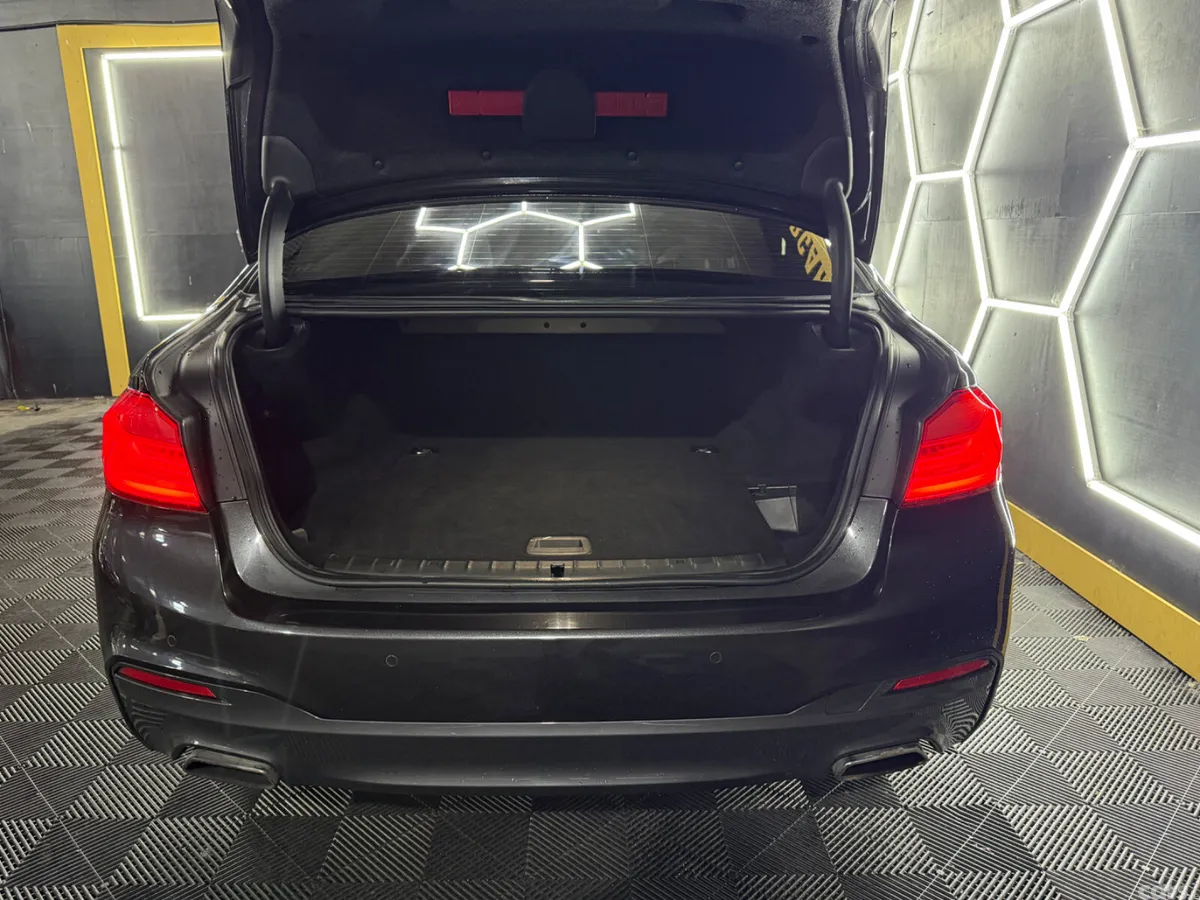 BMW 5-Series Saloon, Petrol Plug-in Hybrid, 2017, Grey