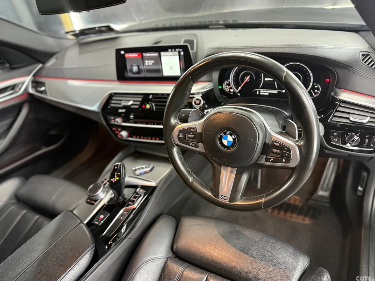 BMW 5-Series Saloon, Petrol Plug-in Hybrid, 2017, Grey