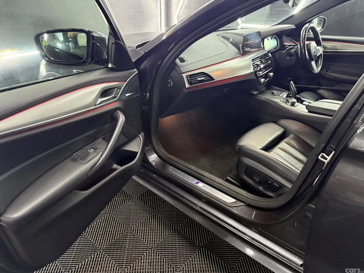 BMW 5-Series Saloon, Petrol Plug-in Hybrid, 2017, Grey
