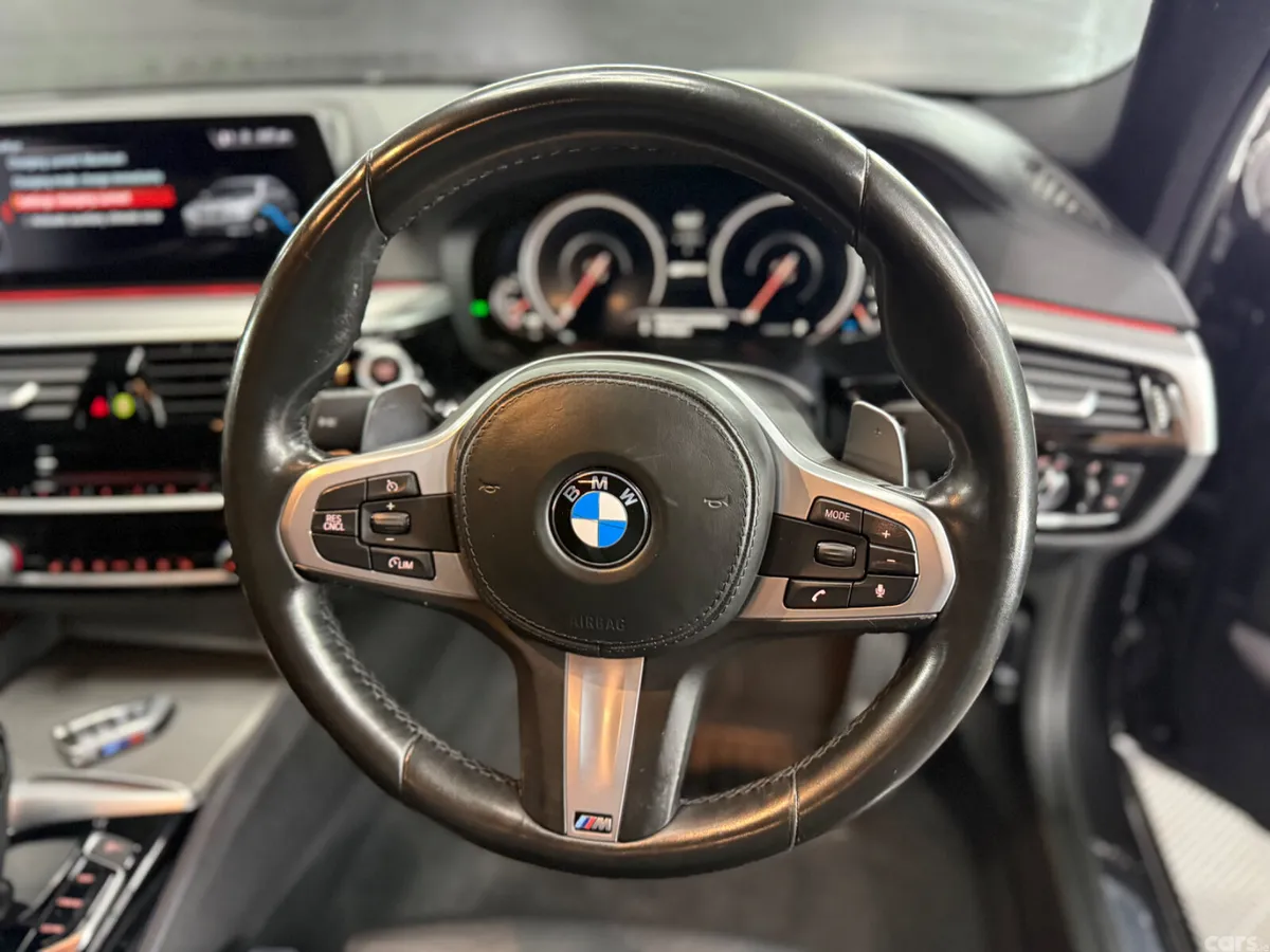 BMW 5-Series Saloon, Petrol Plug-in Hybrid, 2017, Grey