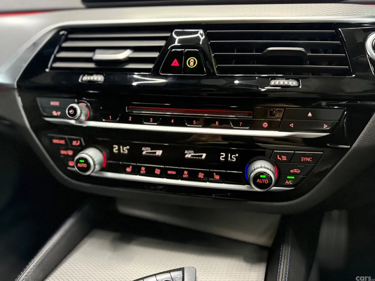 BMW 5-Series Saloon, Petrol Plug-in Hybrid, 2017, Grey