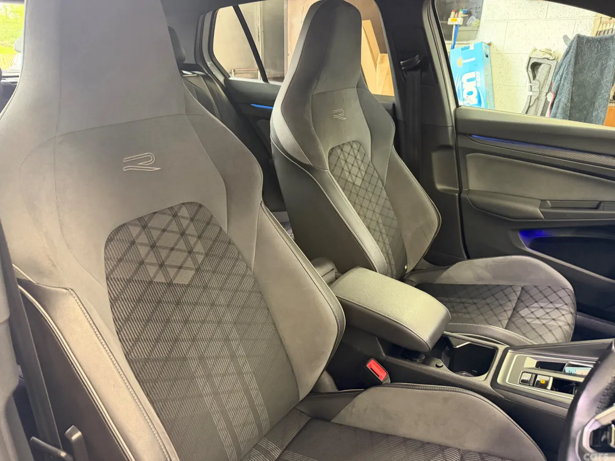 Volkswagen Golf Estate, Diesel, 2021, White