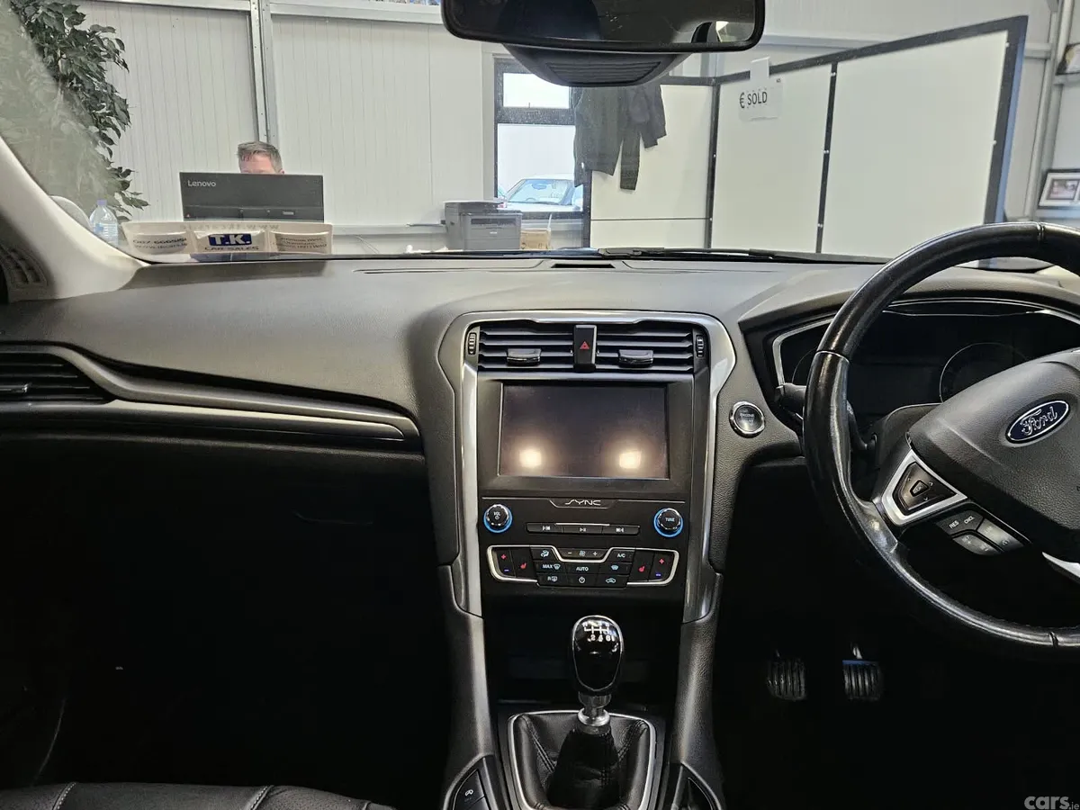 Ford Mondeo Hatchback, Diesel, 2019, Black