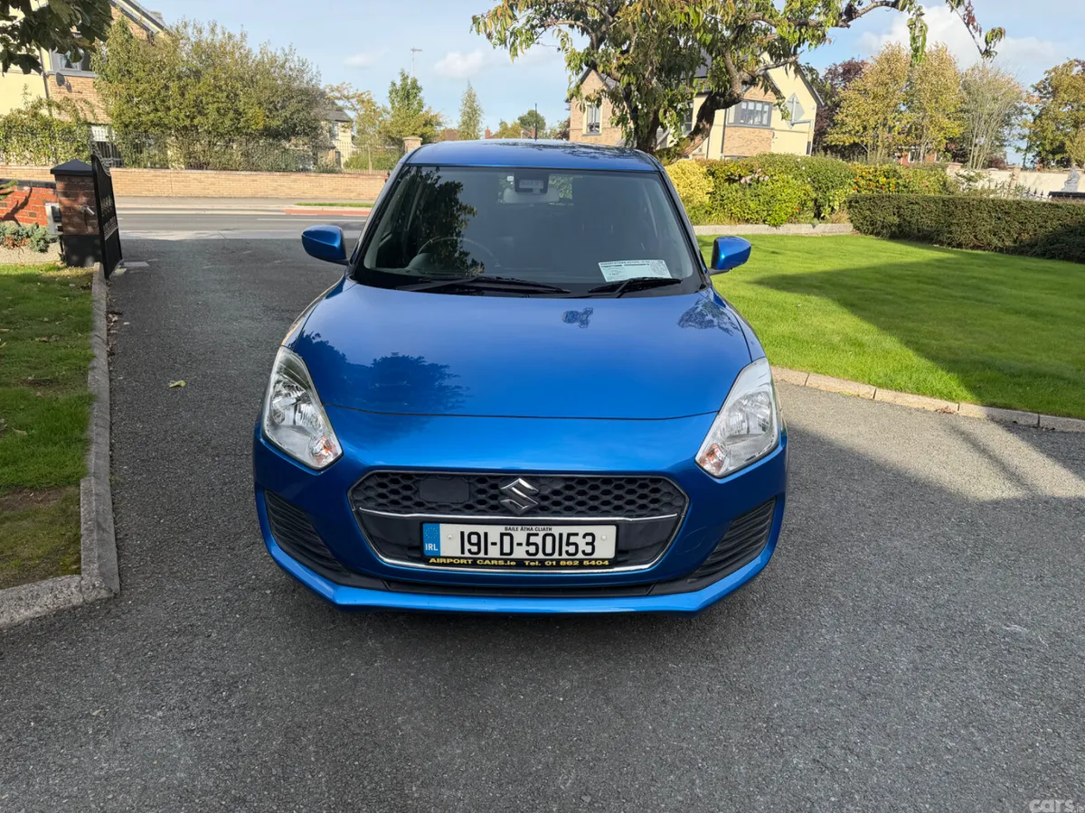 Suzuki Swift Hatchback, Petrol, 2019, Blue