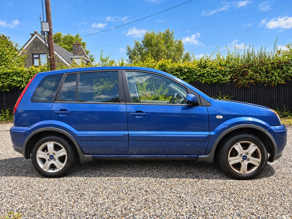 Ford Fusion Hatchback, Diesel, 2008, Blue
