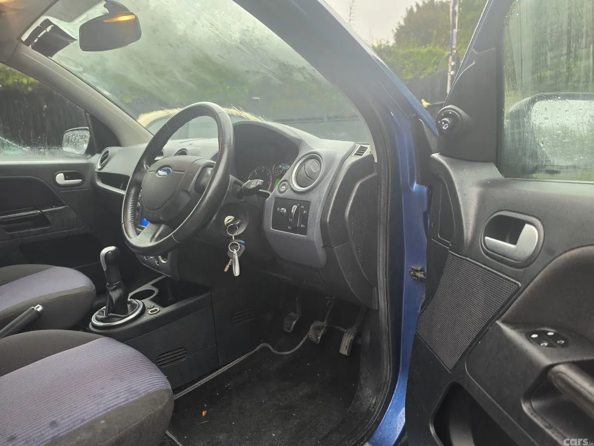 Ford Fusion Hatchback, Diesel, 2008, Blue