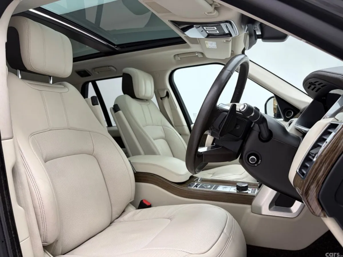 Land Rover Range Rover Estate, Petrol Plug-in Hybrid, 2018, Black