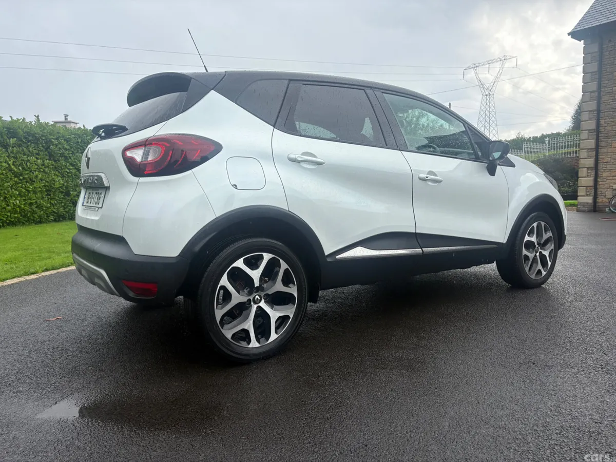 Renault Captur Hatchback, Petrol, 2018, White