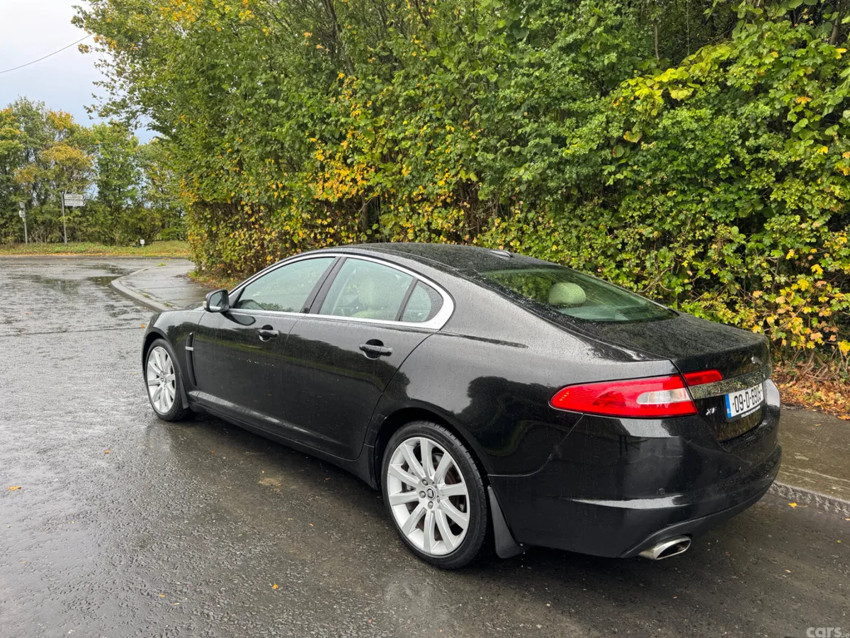 Jaguar XF Saloon, Diesel, 2009, Black