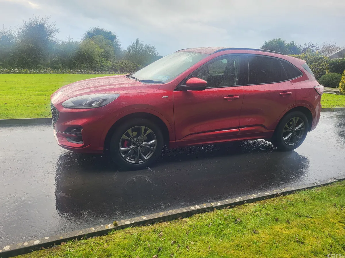 Ford Kuga SUV, Diesel, 2020, Red
