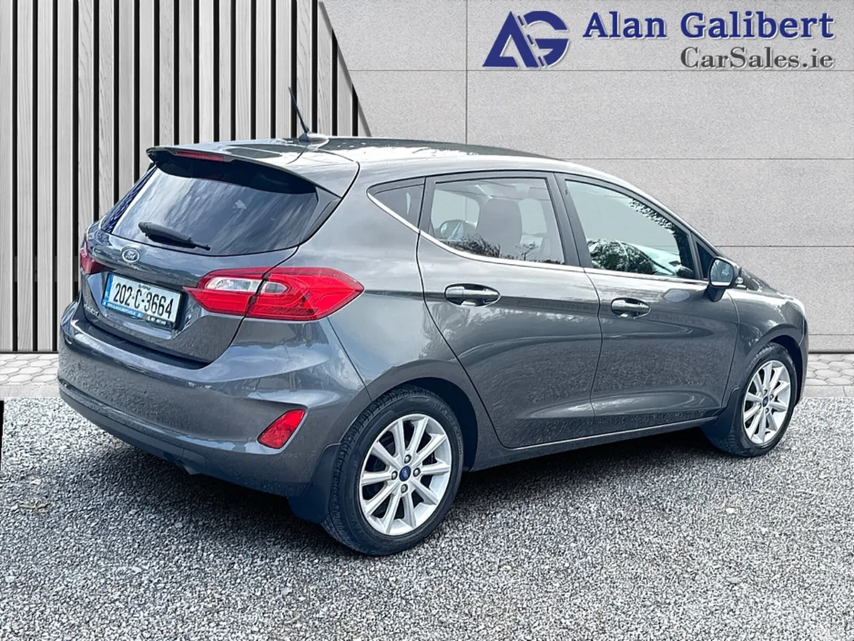 Ford Fiesta Hatchback, Petrol, 2020, Grey