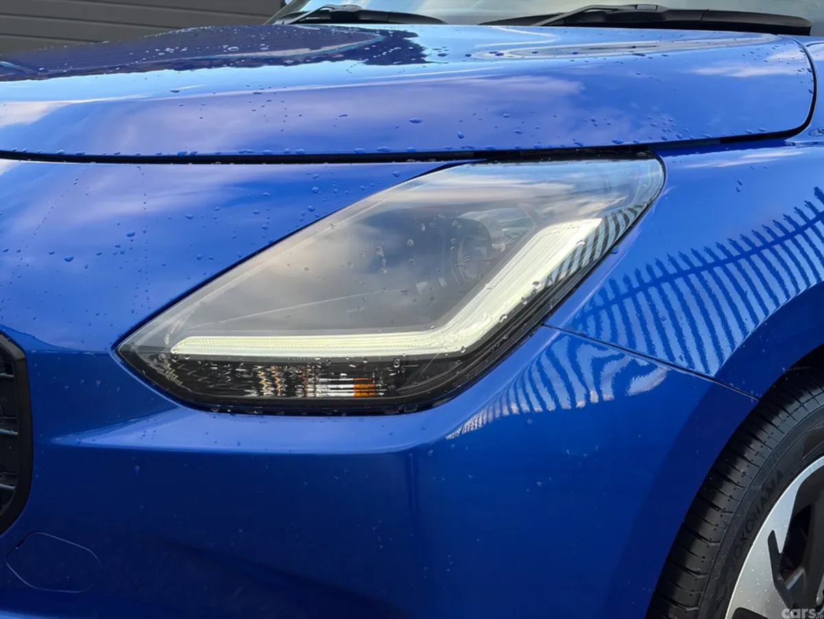 Suzuki Swift Hatchback, Petrol Hybrid, 2025, Blue