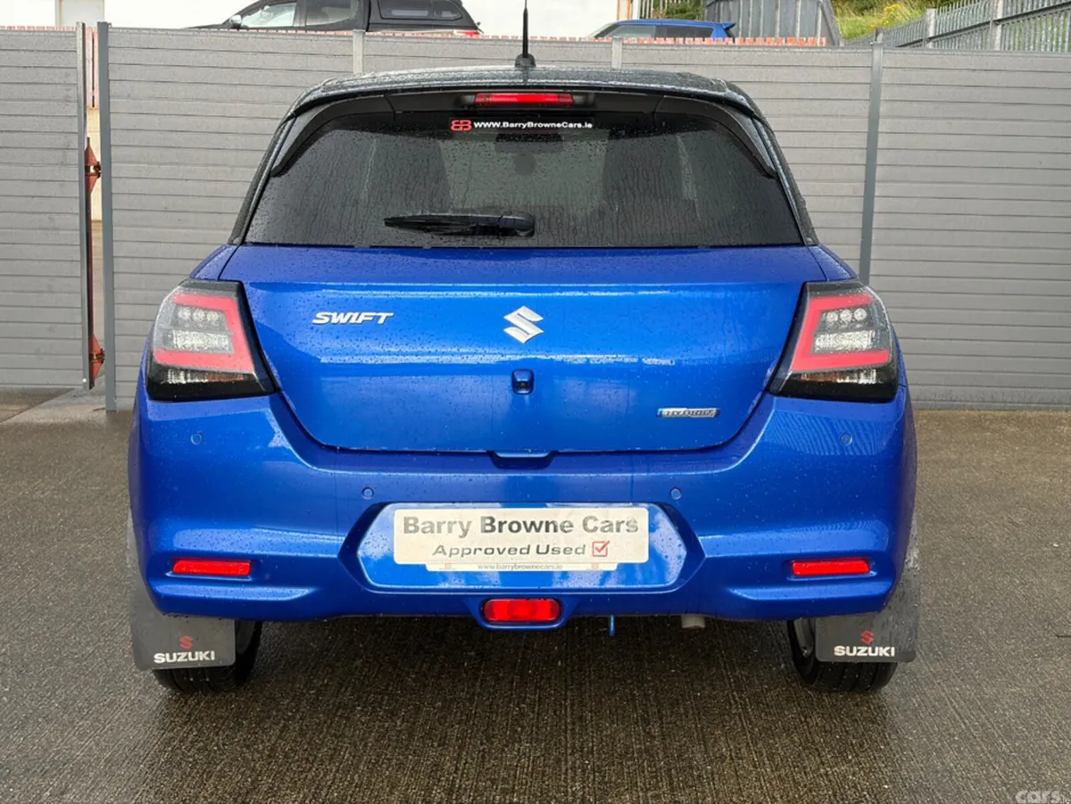 Suzuki Swift Hatchback, Petrol Hybrid, 2025, Blue