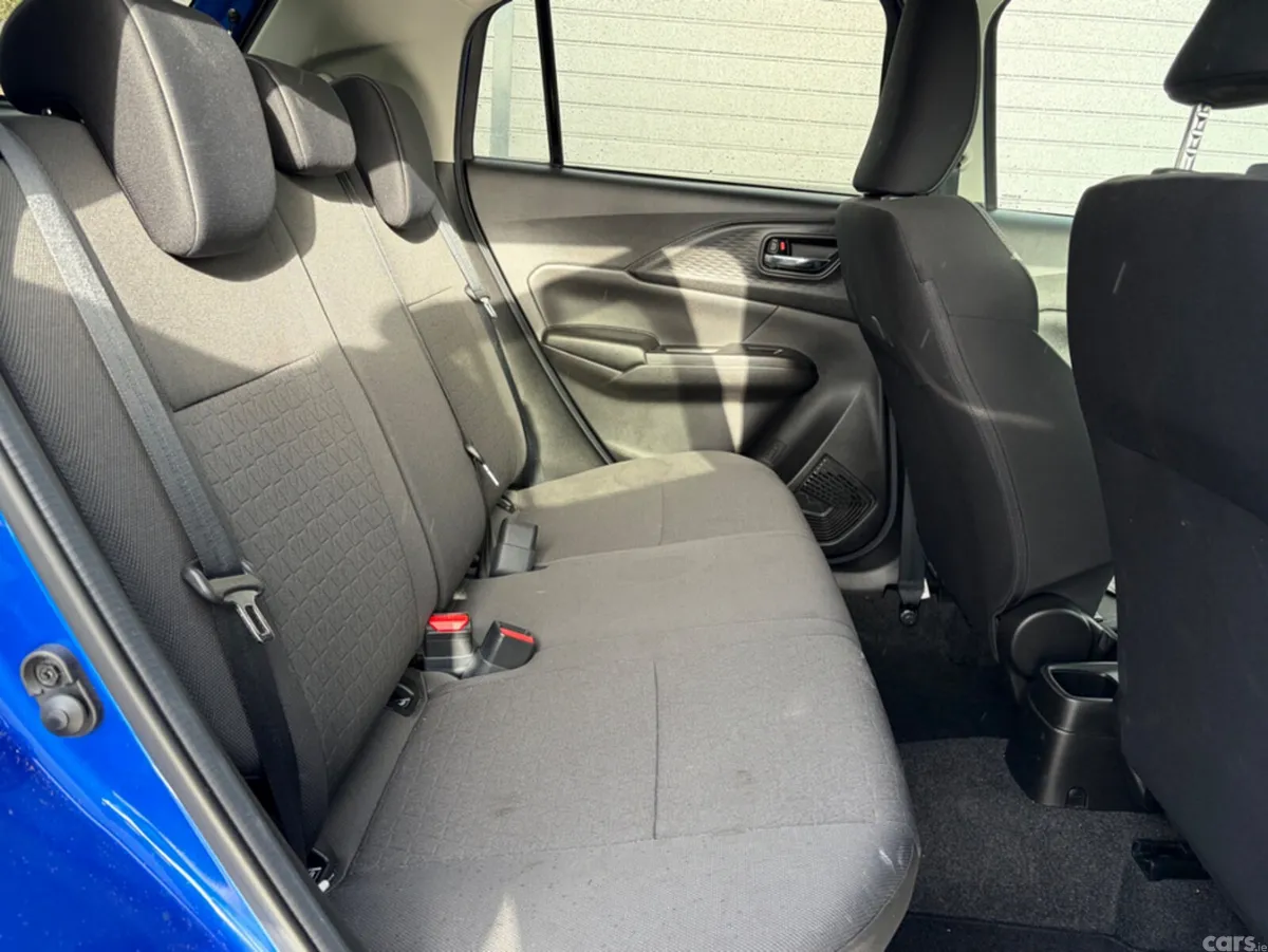 Suzuki Swift Hatchback, Petrol Hybrid, 2025, Blue