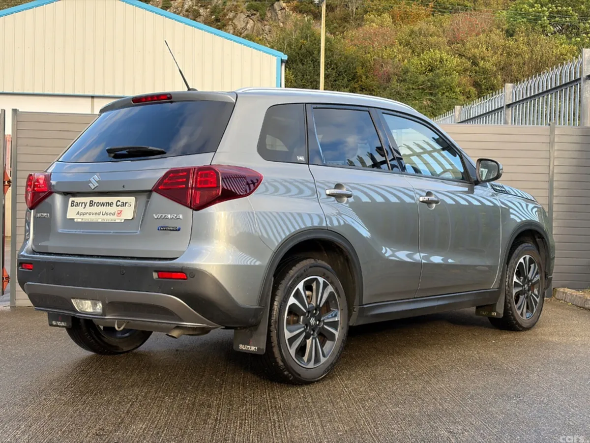 Suzuki Vitara SUV, Petrol Hybrid, 2022, Grey