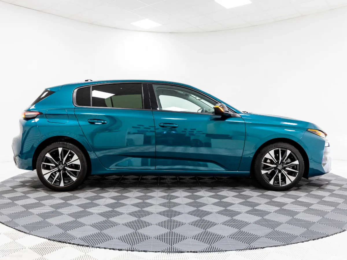 Peugeot 308 Hatchback, Petrol Hybrid, 2026, Blue