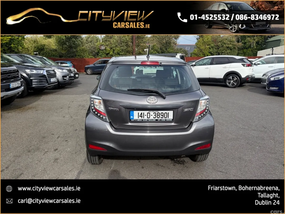 Toyota Yaris Hatchback, Diesel, 2014, Grey