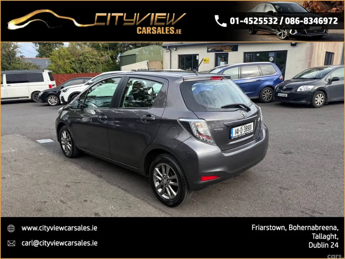 Toyota Yaris Hatchback, Diesel, 2014, Grey