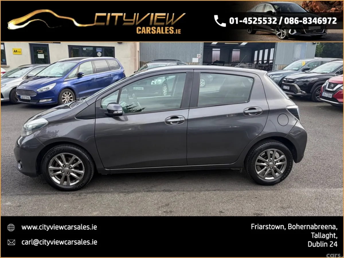 Toyota Yaris Hatchback, Diesel, 2014, Grey