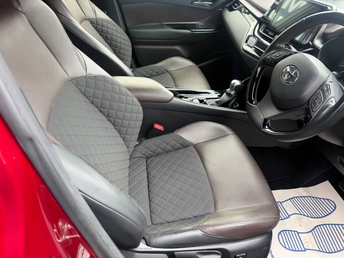 Toyota C-HR Hatchback, Petrol Hybrid, 2019, Red