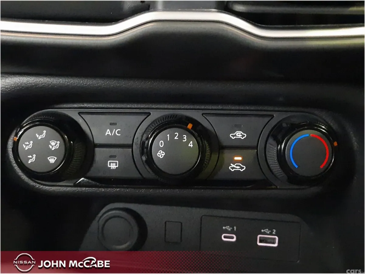 Nissan Juke MPV, Petrol, 2026, Red