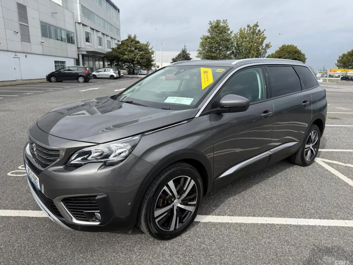Peugeot 5008 MPV, Petrol, 2018, Grey