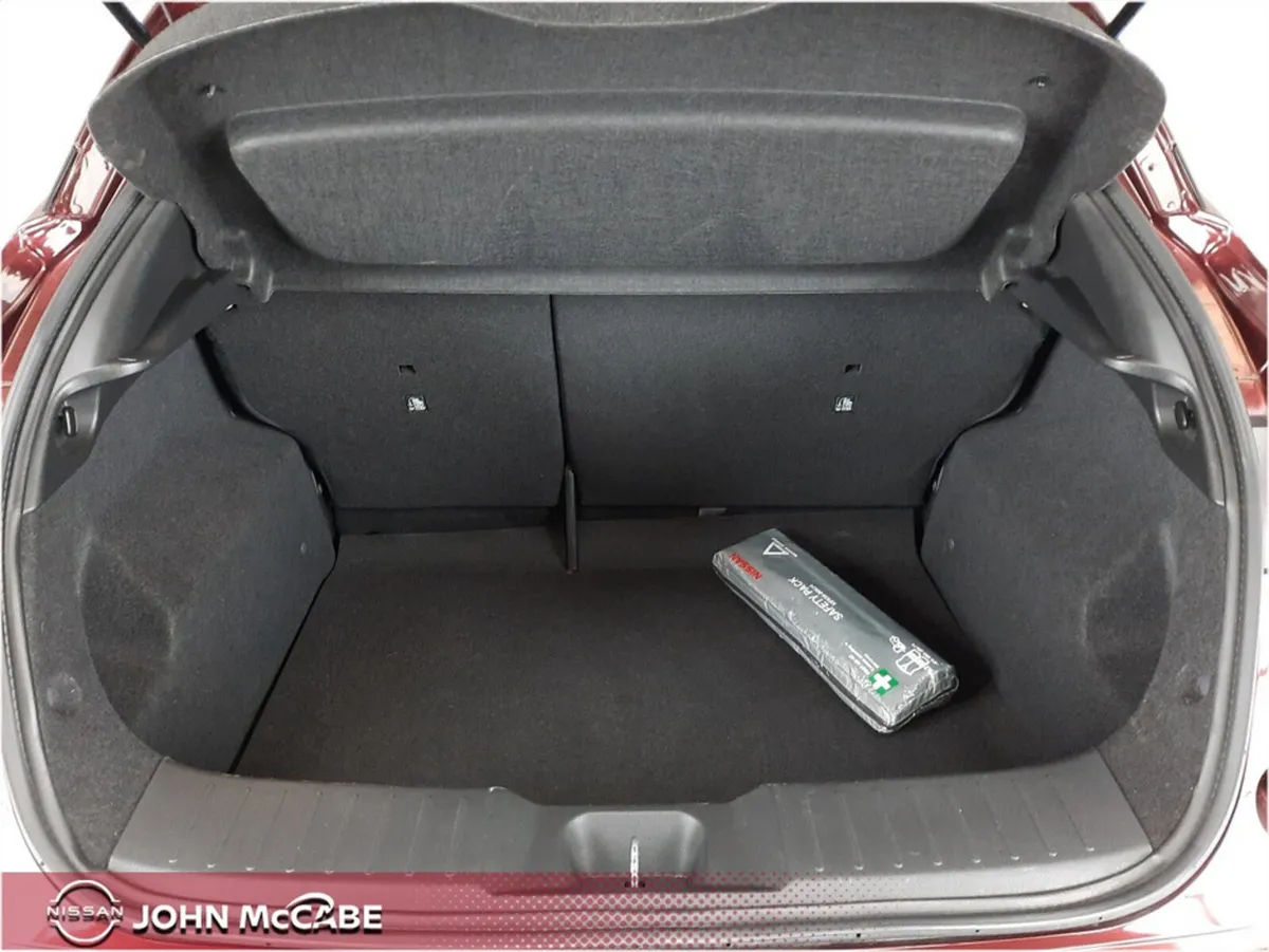 Nissan Juke MPV, Petrol, 2026, Red