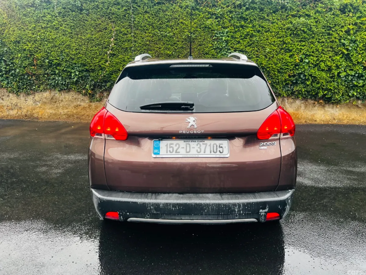 Peugeot 2008 Hatchback, Petrol, 2015, Brown
