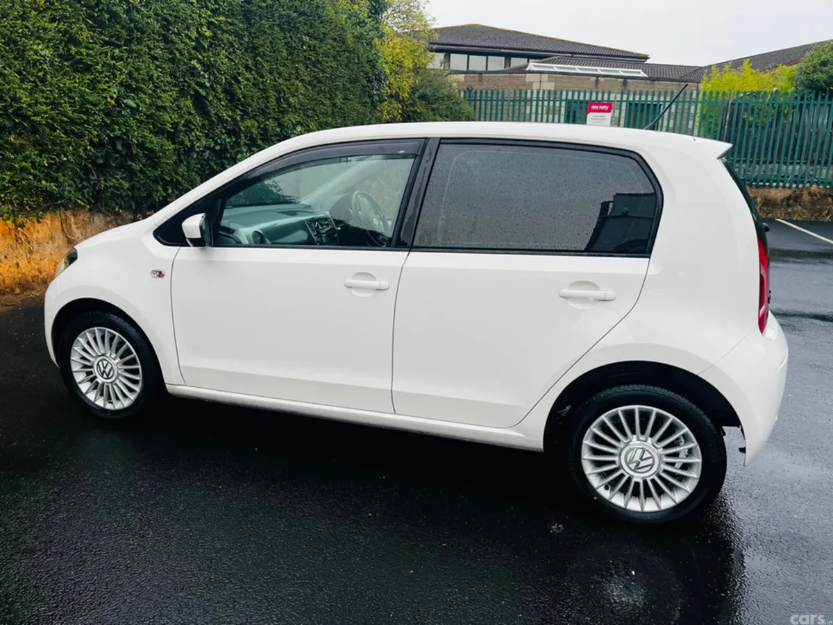 Volkswagen up! Hatchback, Petrol, 2015, White