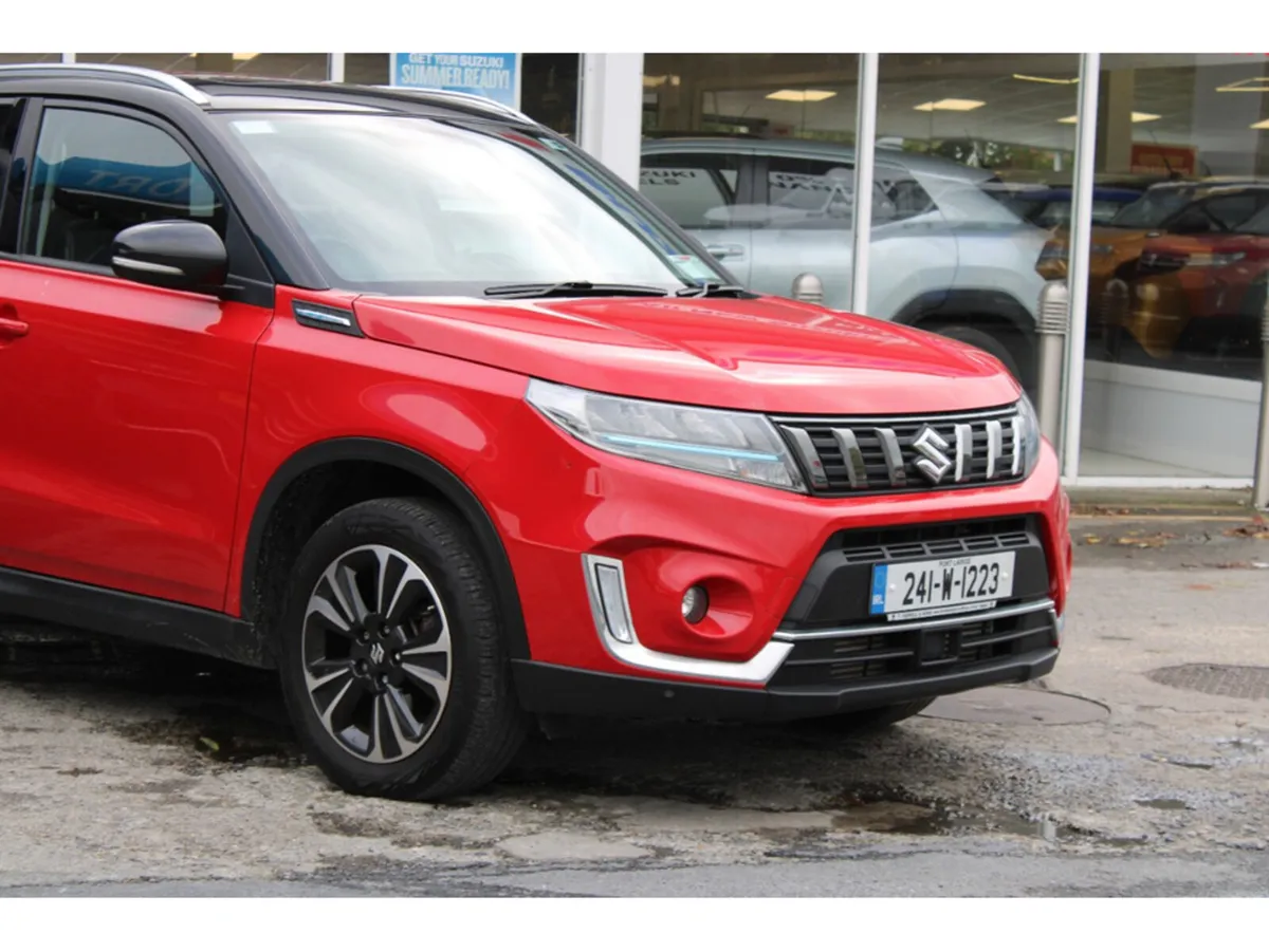 Suzuki Vitara SUV, Petrol, 2024, Red