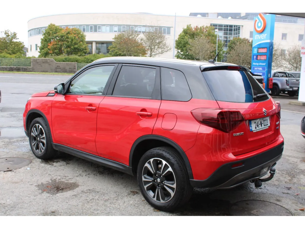 Suzuki Vitara SUV, Petrol, 2024, Red