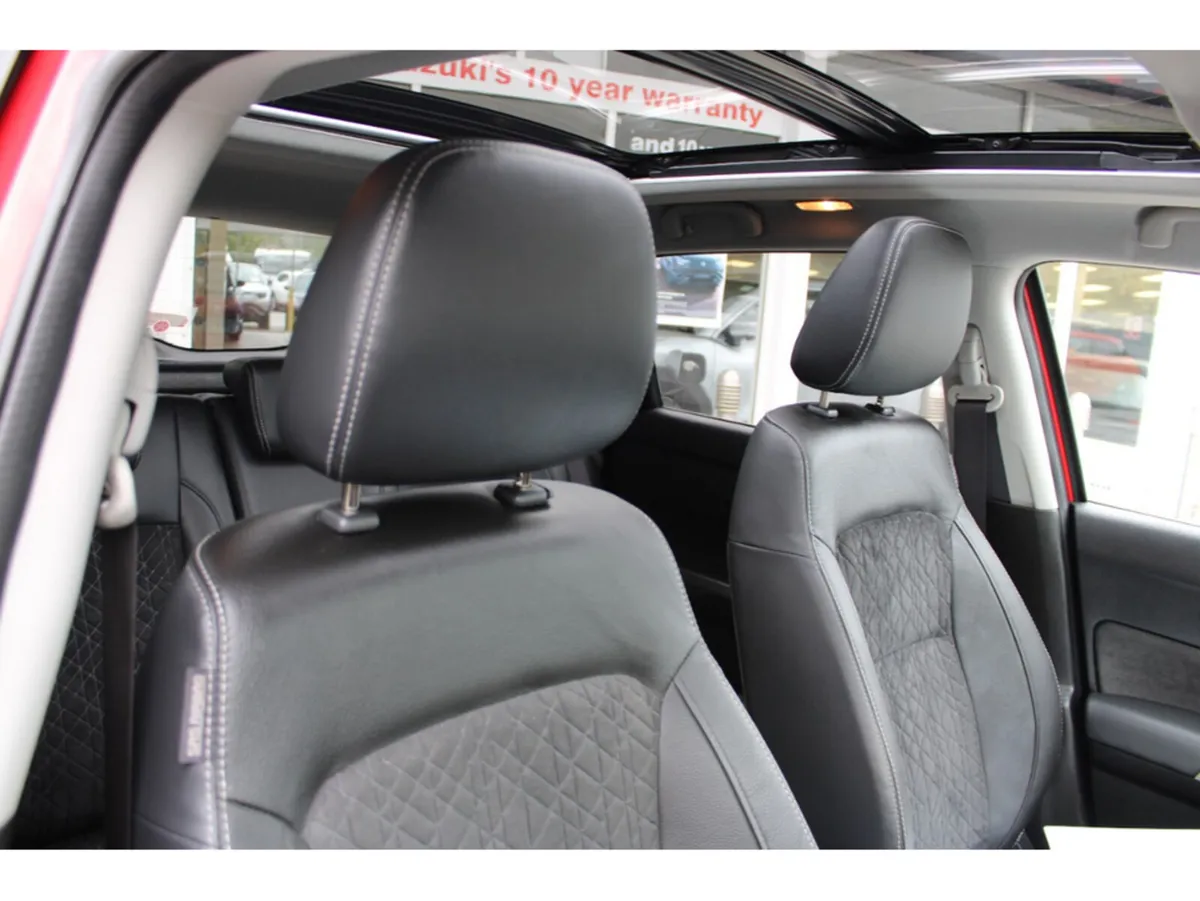 Suzuki Vitara SUV, Petrol, 2024, Red