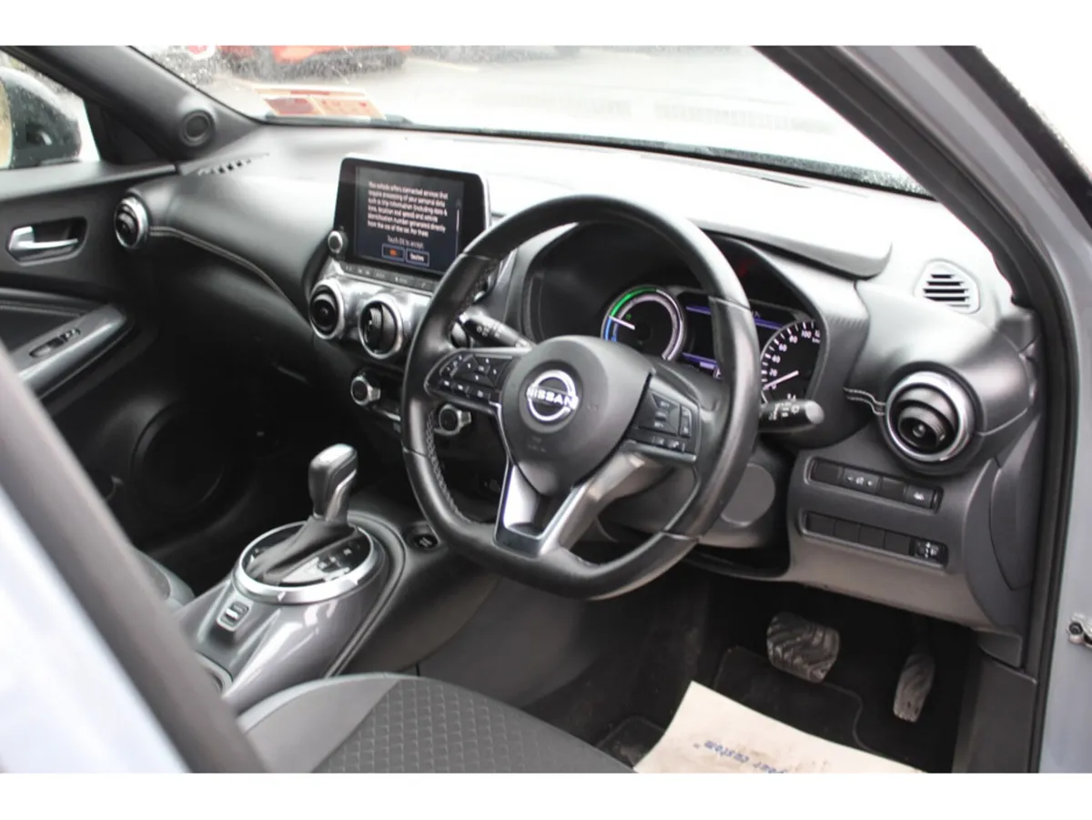 Nissan Juke MPV, Petrol, 2023, Grey