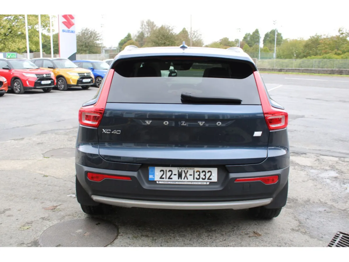 Volvo XC40 SUV, Petrol Plug-in Hybrid, 2021, Blue