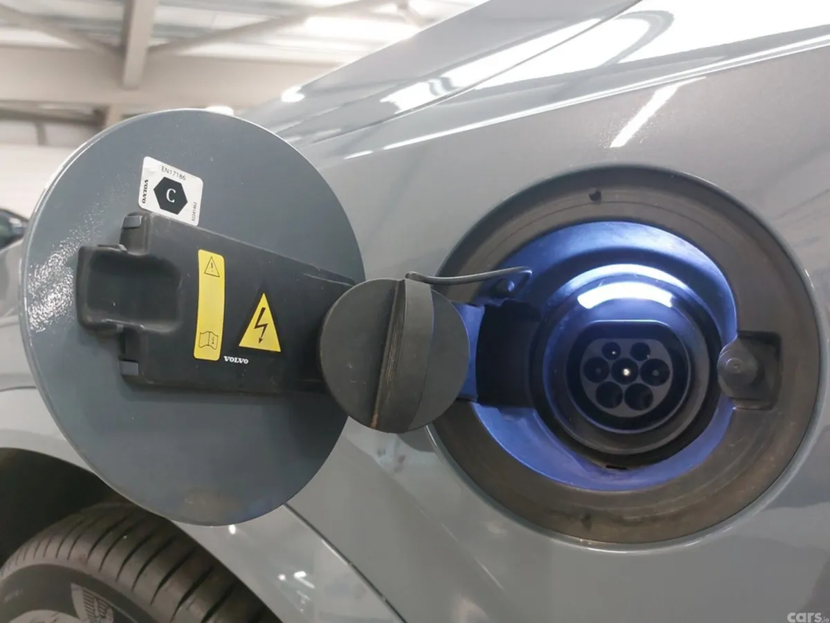 Volvo XC90 SUV, Petrol Plug-in Hybrid, 2023, Grey