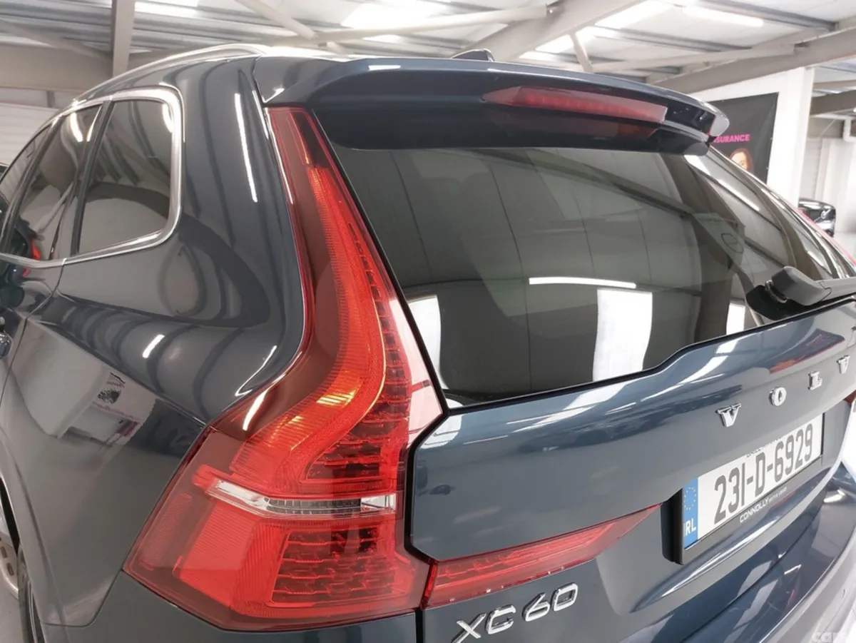 Volvo XC60 SUV, Petrol Plug-in Hybrid, 2023, Blue