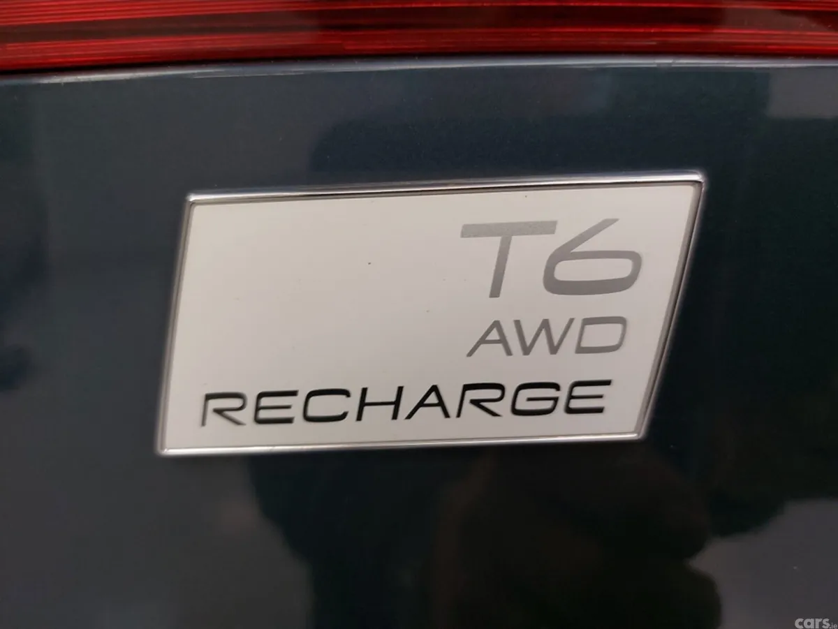 Volvo XC60 SUV, Petrol Plug-in Hybrid, 2023, Blue
