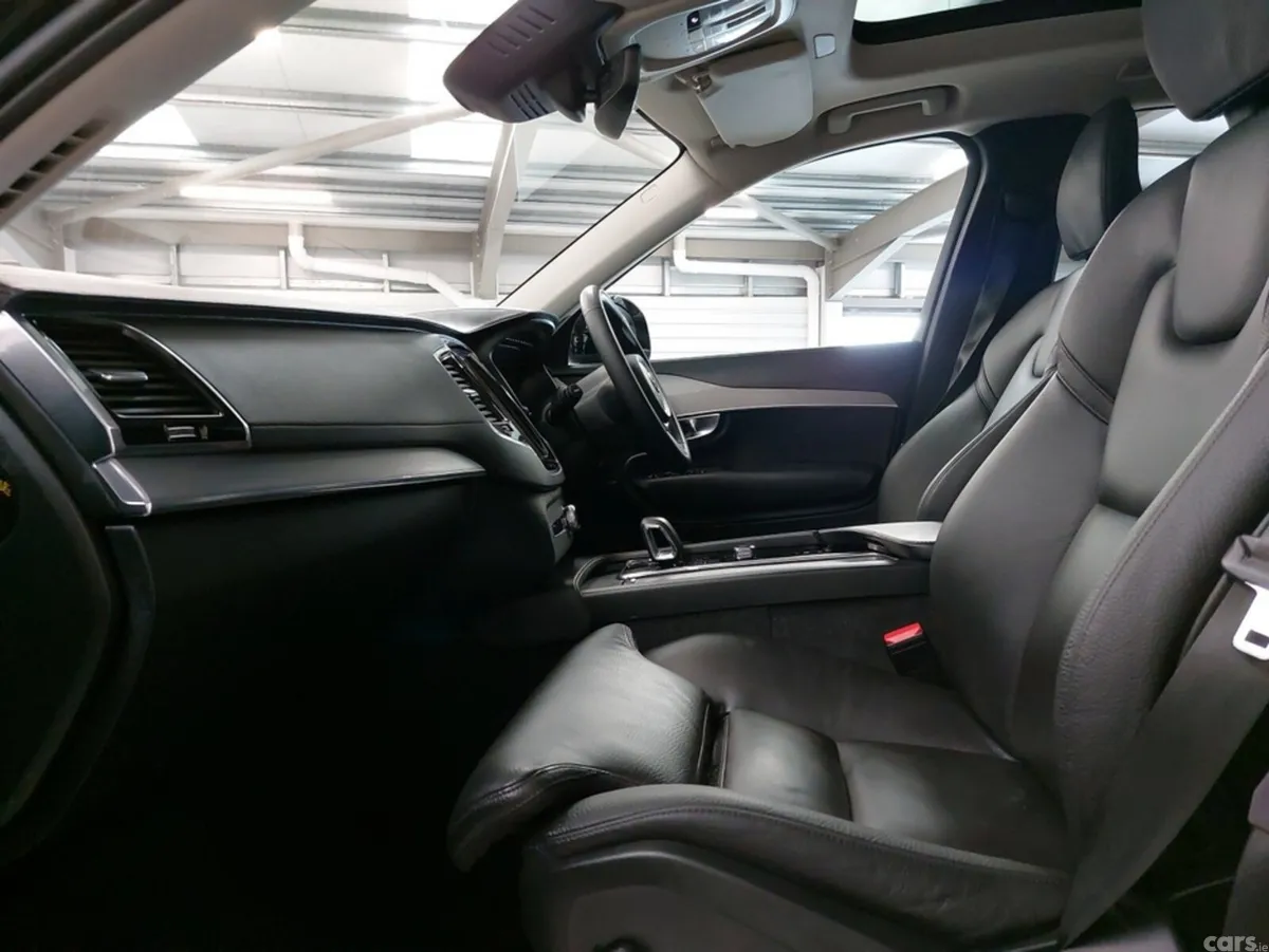 Volvo XC90 SUV, Petrol Plug-in Hybrid, 2024, Black