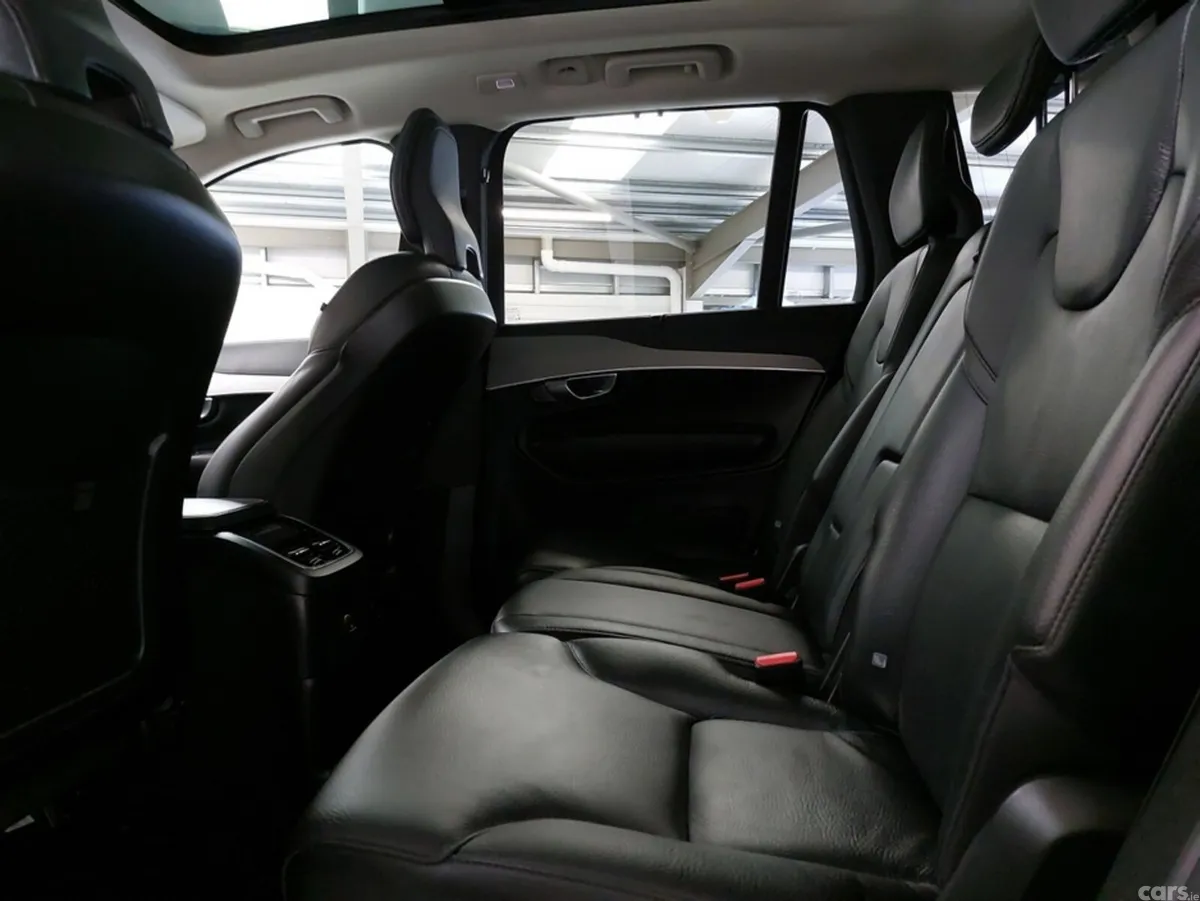 Volvo XC90 SUV, Petrol Plug-in Hybrid, 2024, Black