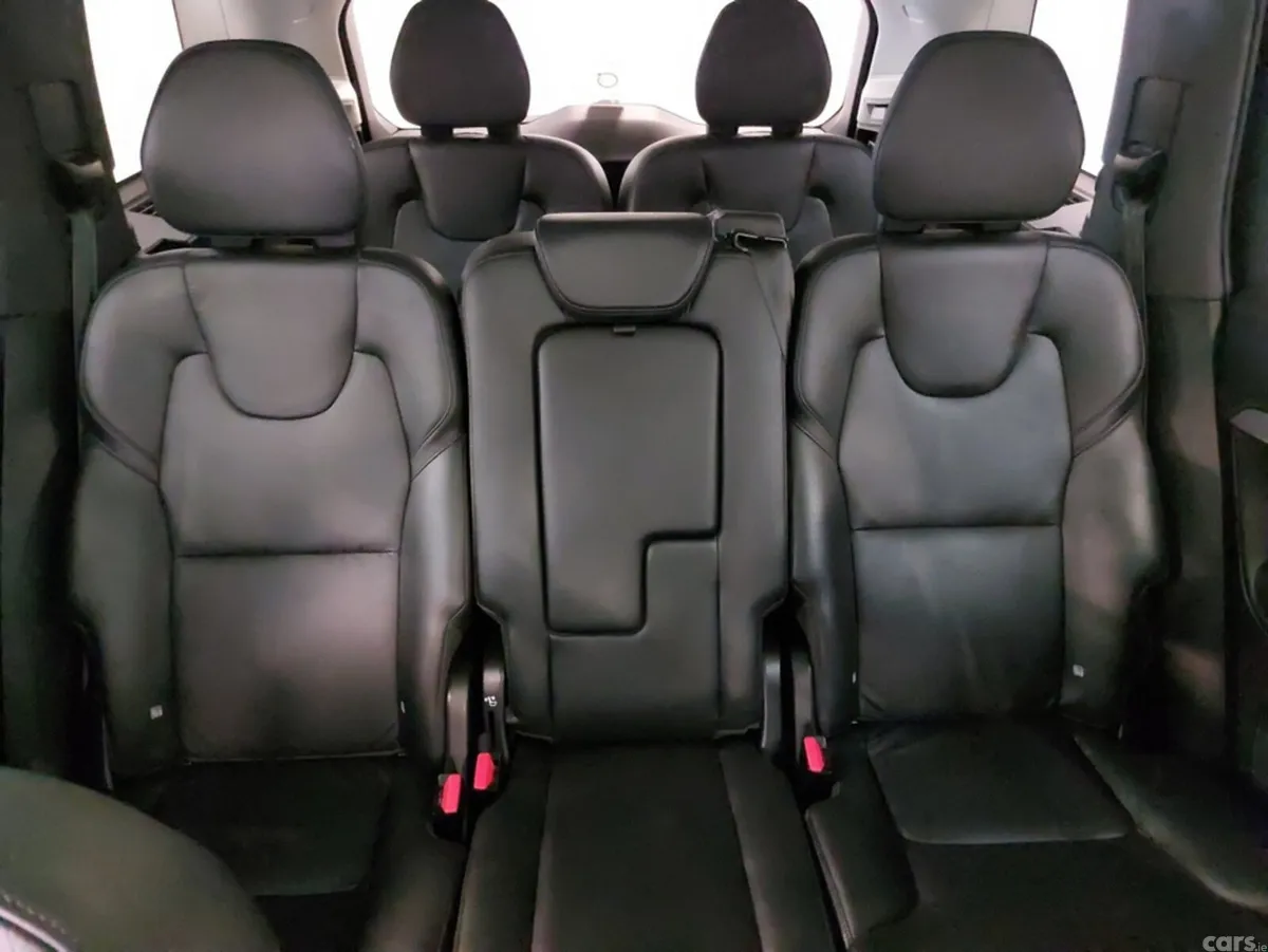 Volvo XC90 SUV, Petrol Plug-in Hybrid, 2024, Black