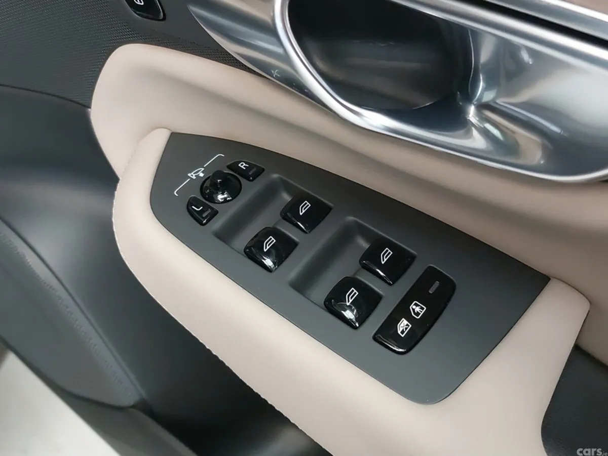 Volvo XC90 MPV, Petrol Plug-in Hybrid, 2026, Black