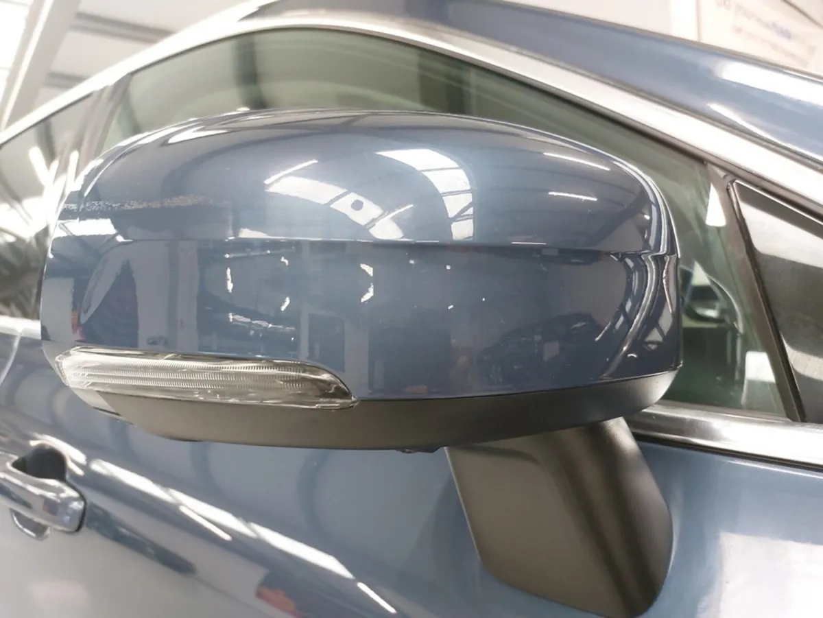 Volvo XC60 SUV, Petrol Plug-in Hybrid, 2023, Blue