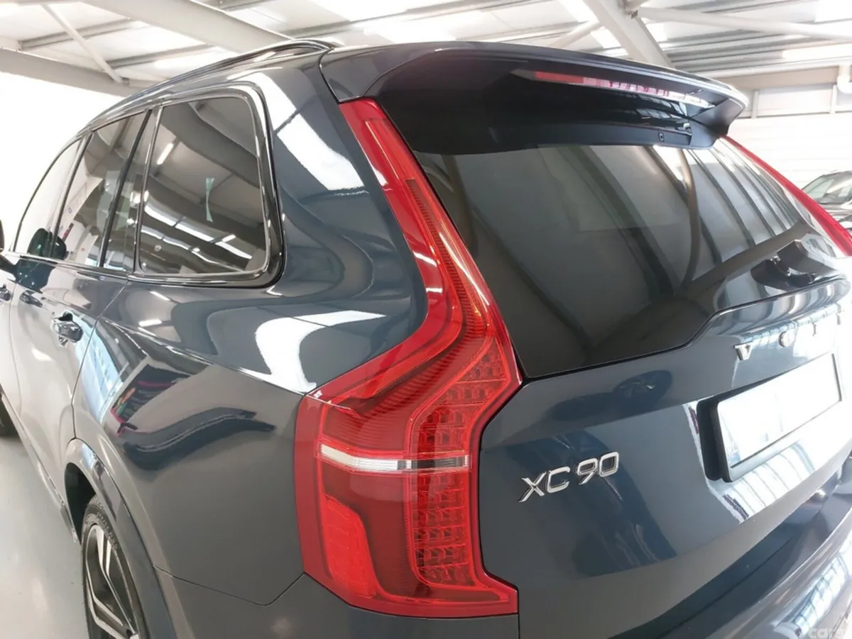 Volvo XC90 Estate, Petrol Plug-in Hybrid, 2024, Blue