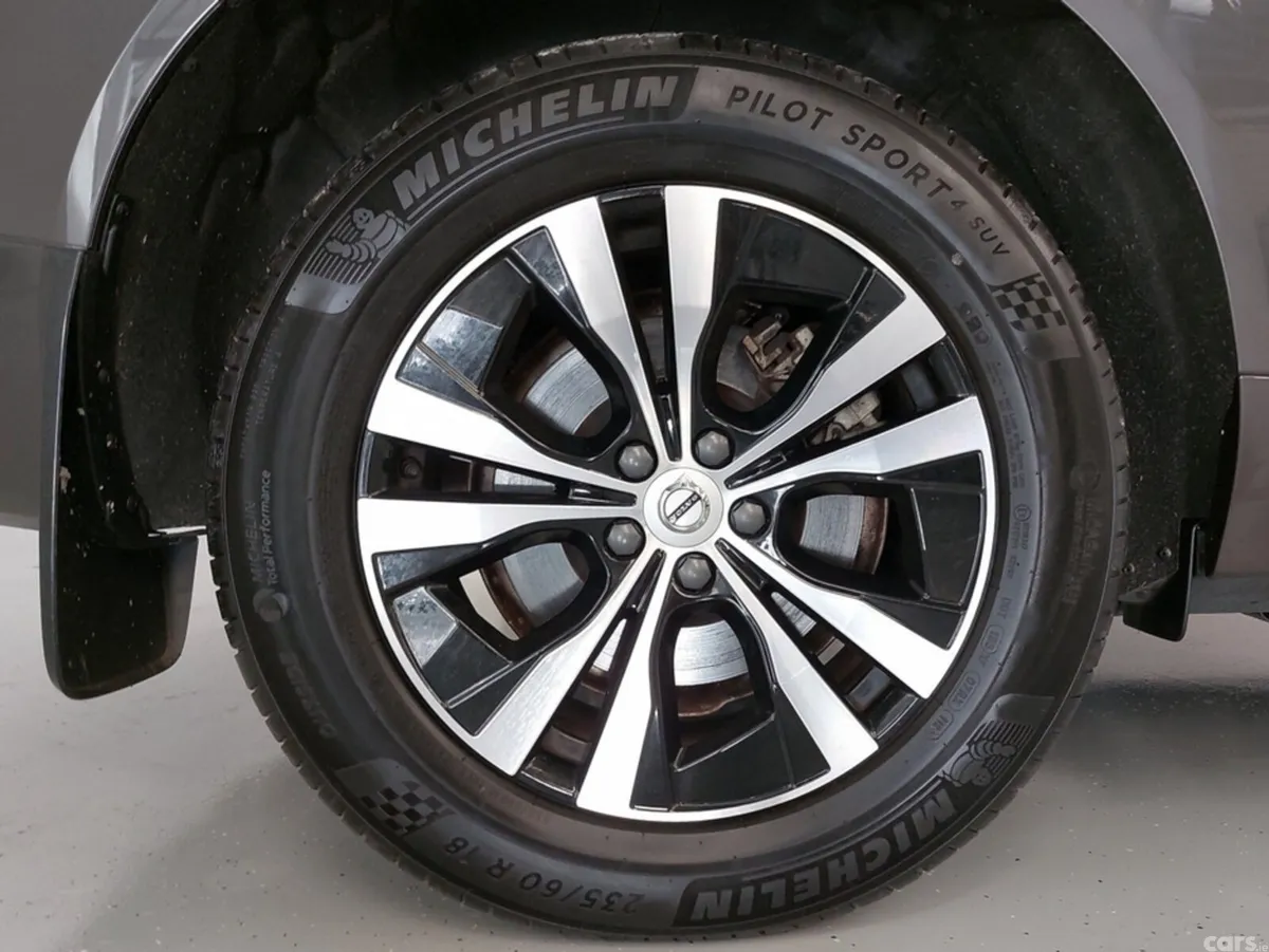 Volvo XC60 SUV, Petrol Plug-in Hybrid, 2024, Grey