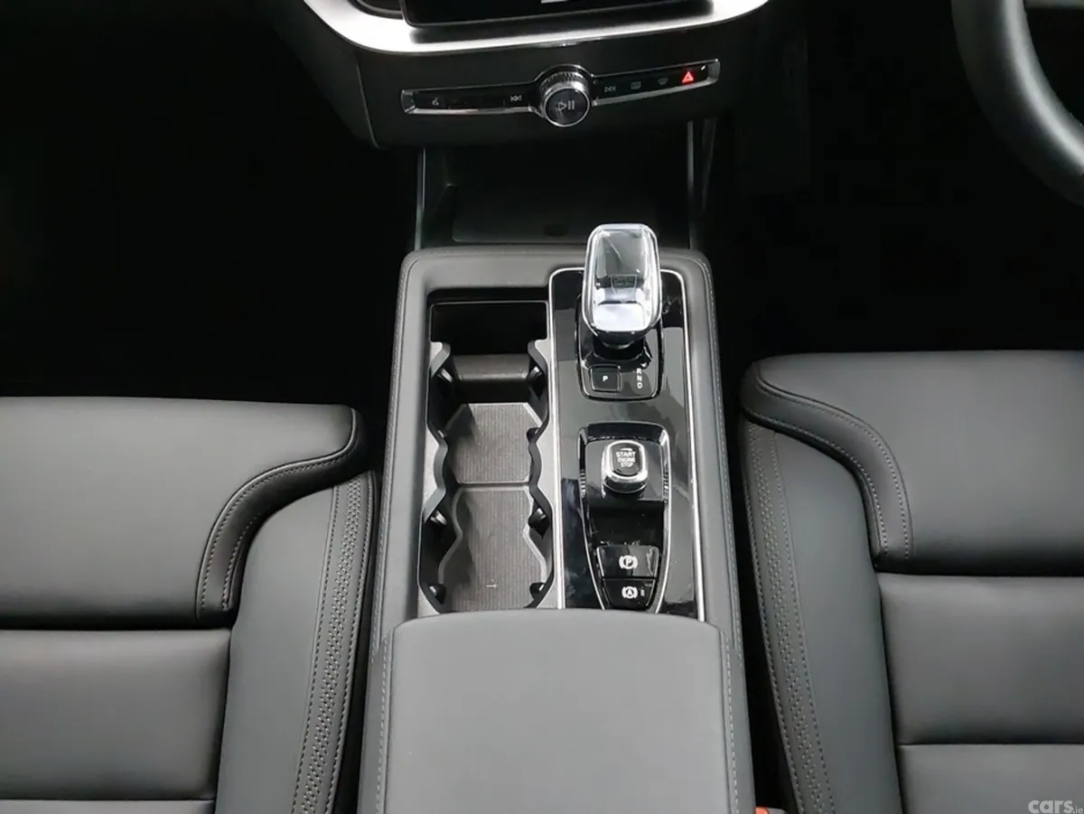Volvo XC90 Estate, Petrol Plug-in Hybrid, 2025, Blue
