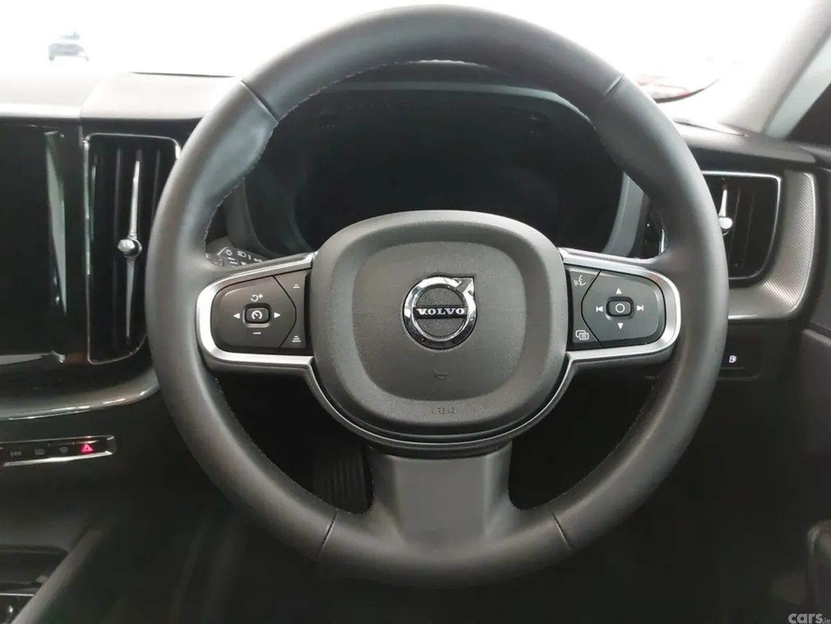 Volvo XC60 SUV, Petrol Plug-in Hybrid, 2024, Grey