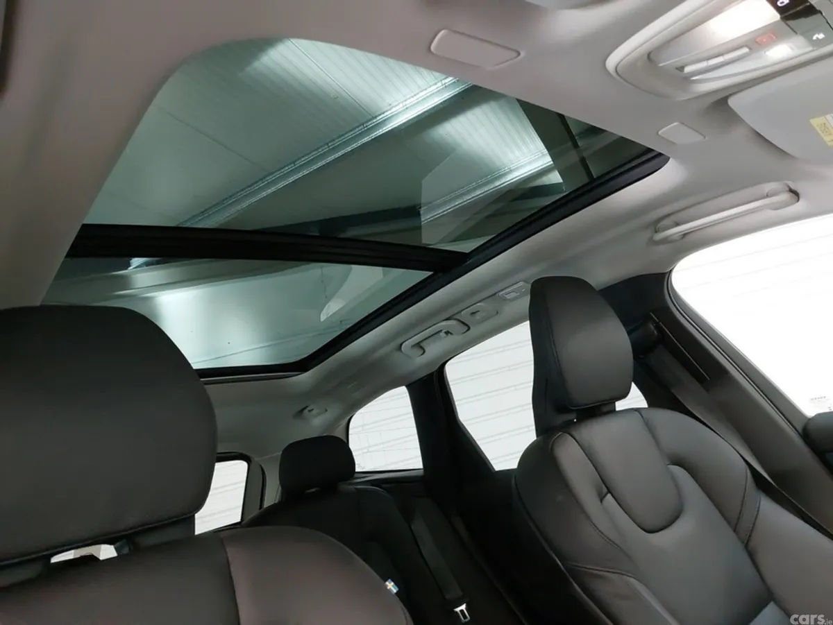 Volvo XC60 SUV, Petrol Plug-in Hybrid, 2024, Grey