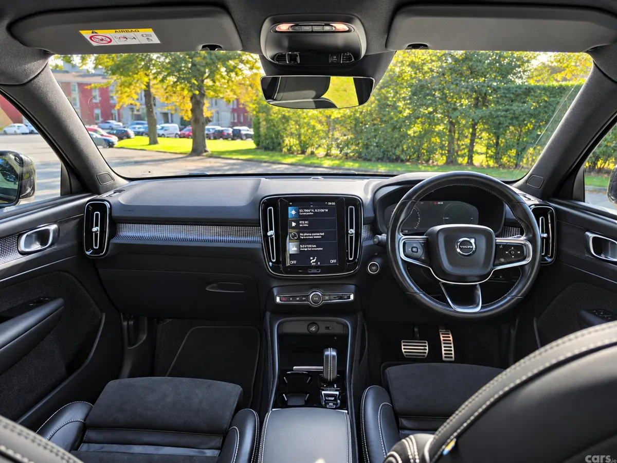 Volvo XC40 Estate, Petrol Plug-in Hybrid, 2021, Black