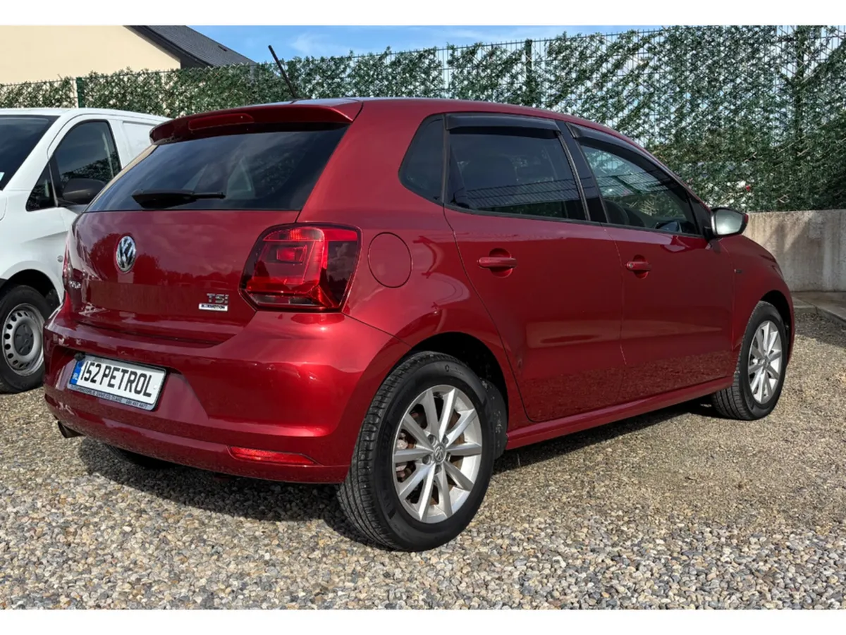 Volkswagen Polo Hatchback, Petrol, 2015, Red